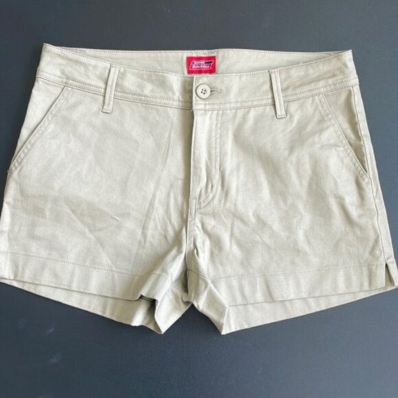 EC Dickies Khaki Shorts - Size 9 - Picture 1 of 4